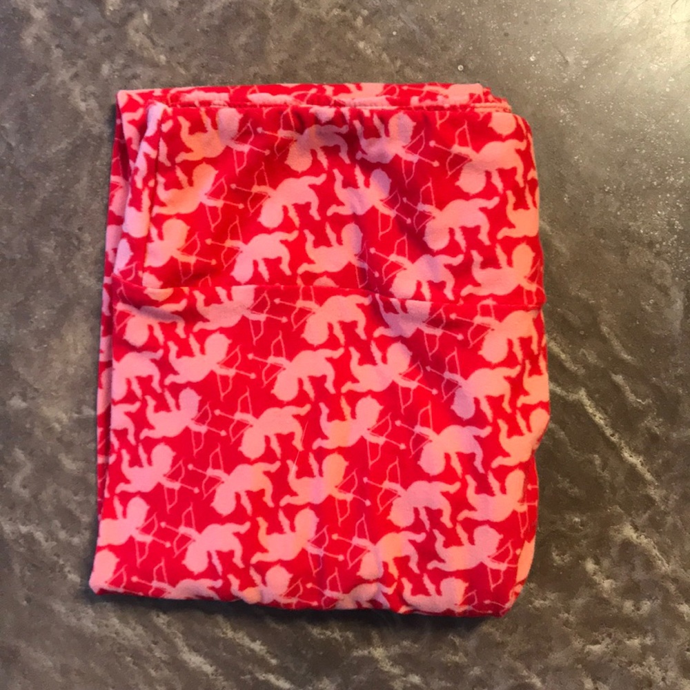 Cupid OS Lularoe leggings
